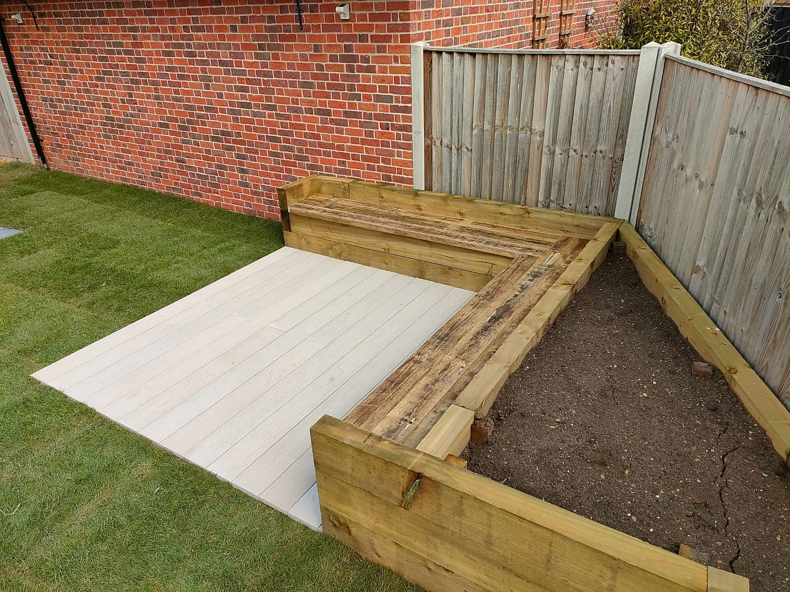 New Build Sleeper Space – Simons Landscaping