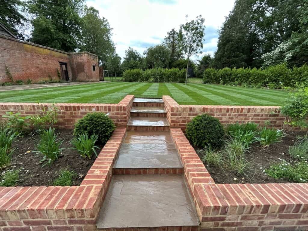 Old country garden redesign
